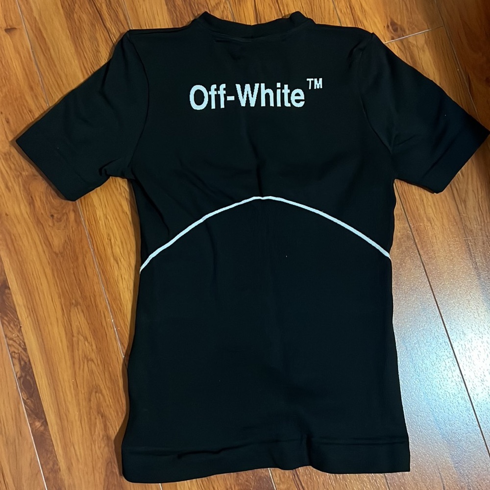 Off-White set - Picture 4 of 4